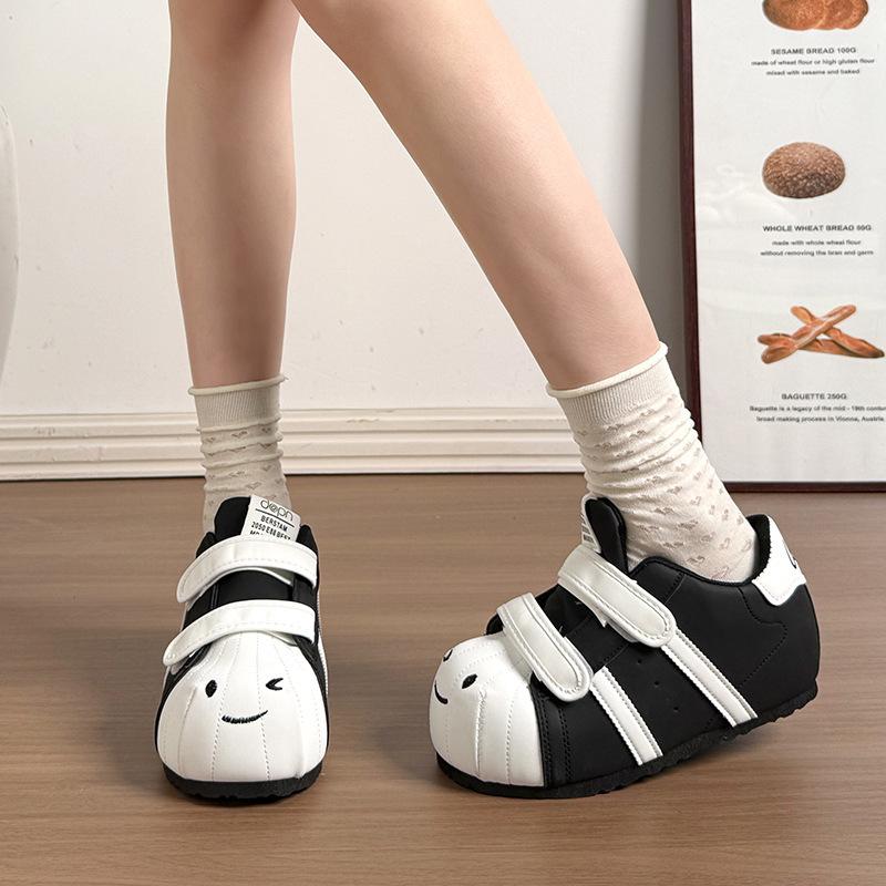 Ugly cute smiley face bubble shell big head board shoes 22 spring thick sole height increase CM Velcro bread shoes