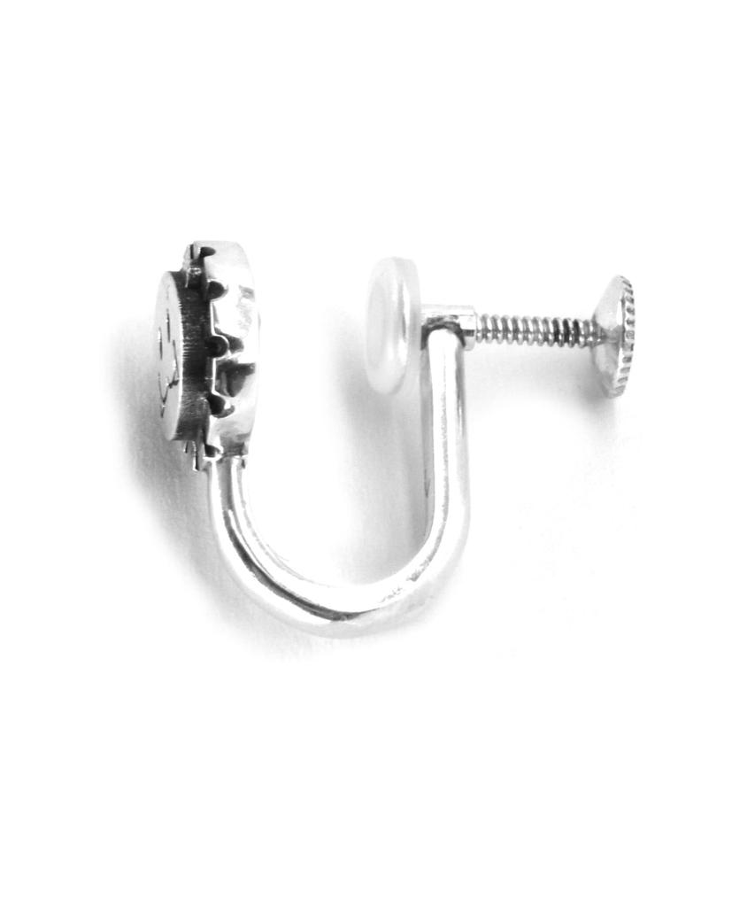 LION HEART Earrings LEO Silver 925 Silver Comes with Pouch Earrings/Sharp/Silver