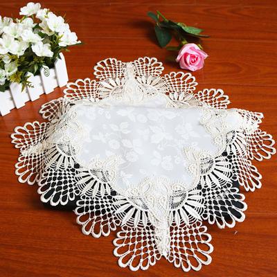 Decoraciones de mesa y accesorios – Posavasos y tapetes para servir