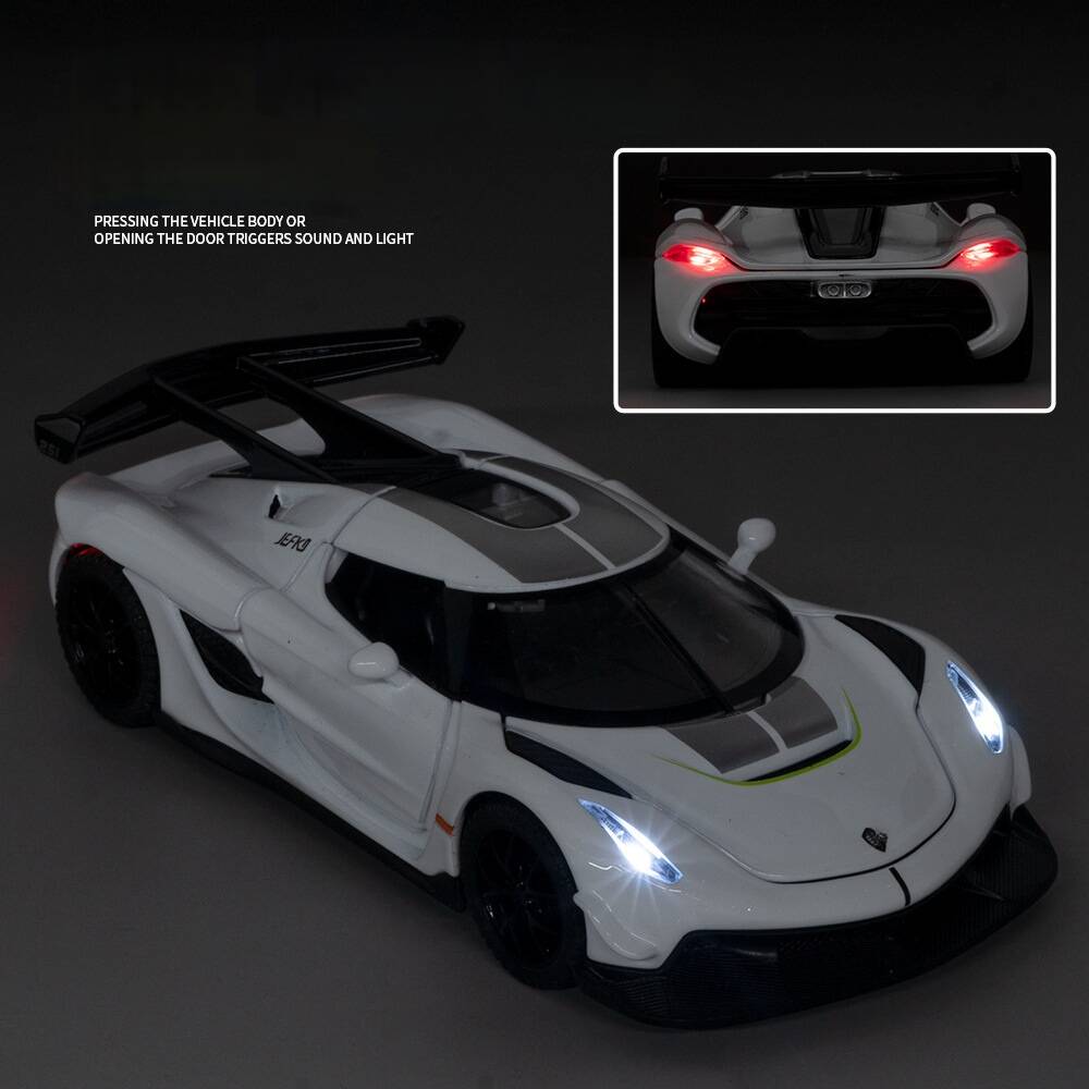 Koenigsegg Jesko Attack Supercar Simulation Diecast & Toy Vehicles Sounds & Light Pull Back Car 1:32 Alloy Model Gifts For Children