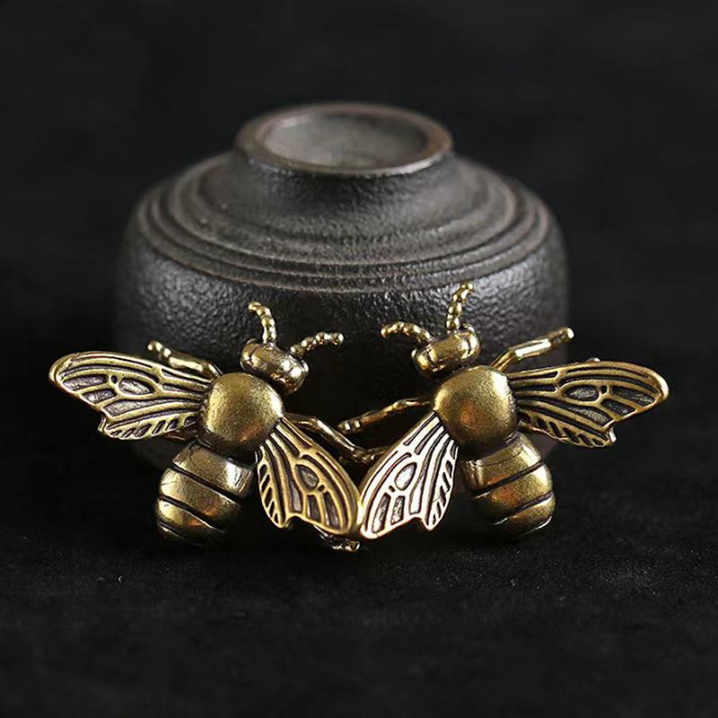 Brass Crafts Bee Ornament Office Model Ornament Home Study Ornament Ornament