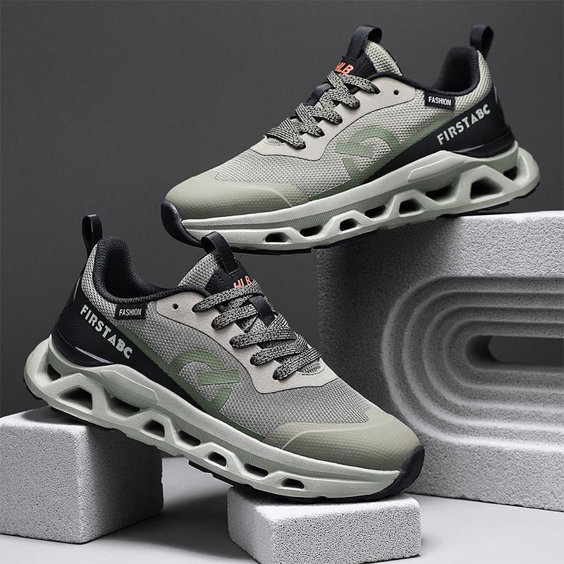 New High-end Casual Sports Shoes for Men, Lightweight and Breathable Sports Shoes for Playing Ball Games