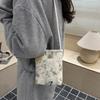Elegant Crossbody Phone Bag Random Embroidered Prints Mini Bag Fashion Small Square Bag  Date