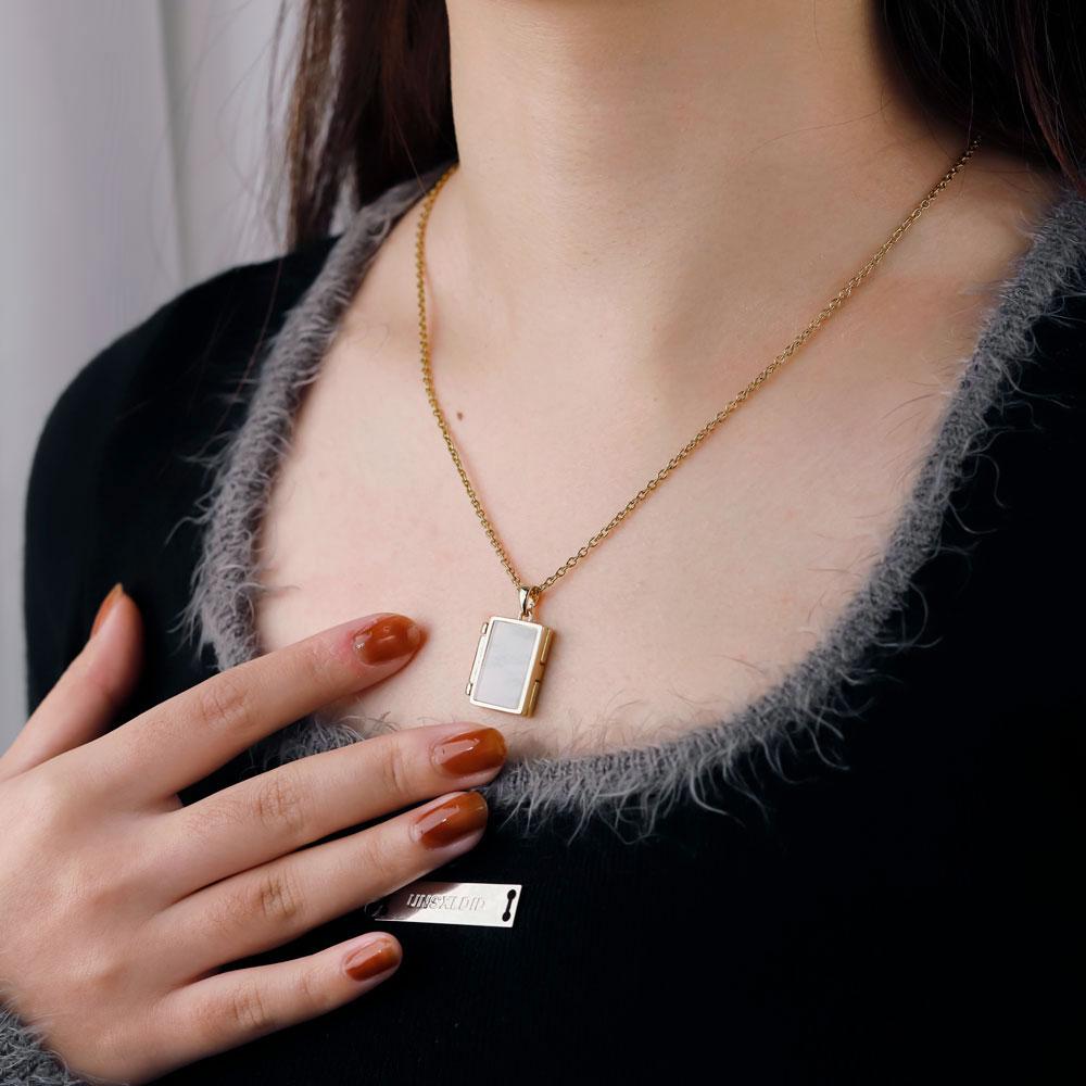 MaiLun Photo Album Pendant Necklace Personalized Photo Jewelry Gift for Valentine's Day