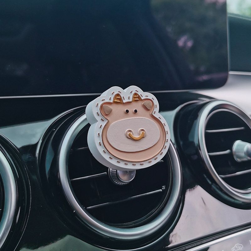 Car Aromatherapy Vent Fragrance Car Creative Decorations Decoration Car Air Conditioner Vent Fragrant Stone Perfume Lasting