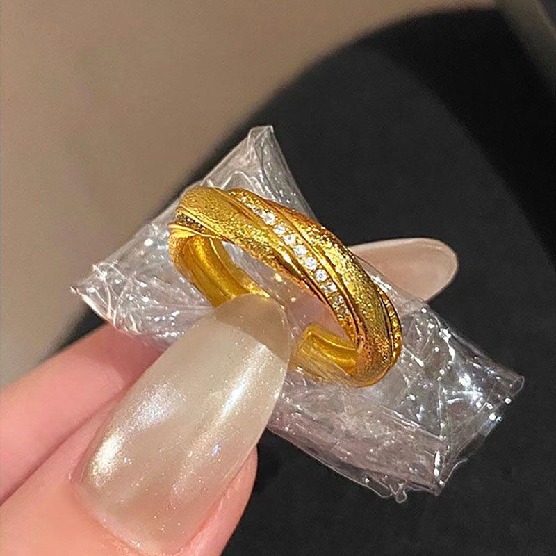 Women's Gold Twist Brushed Ring - Niche Retro Design, High-End Versatile Index Finger Ring