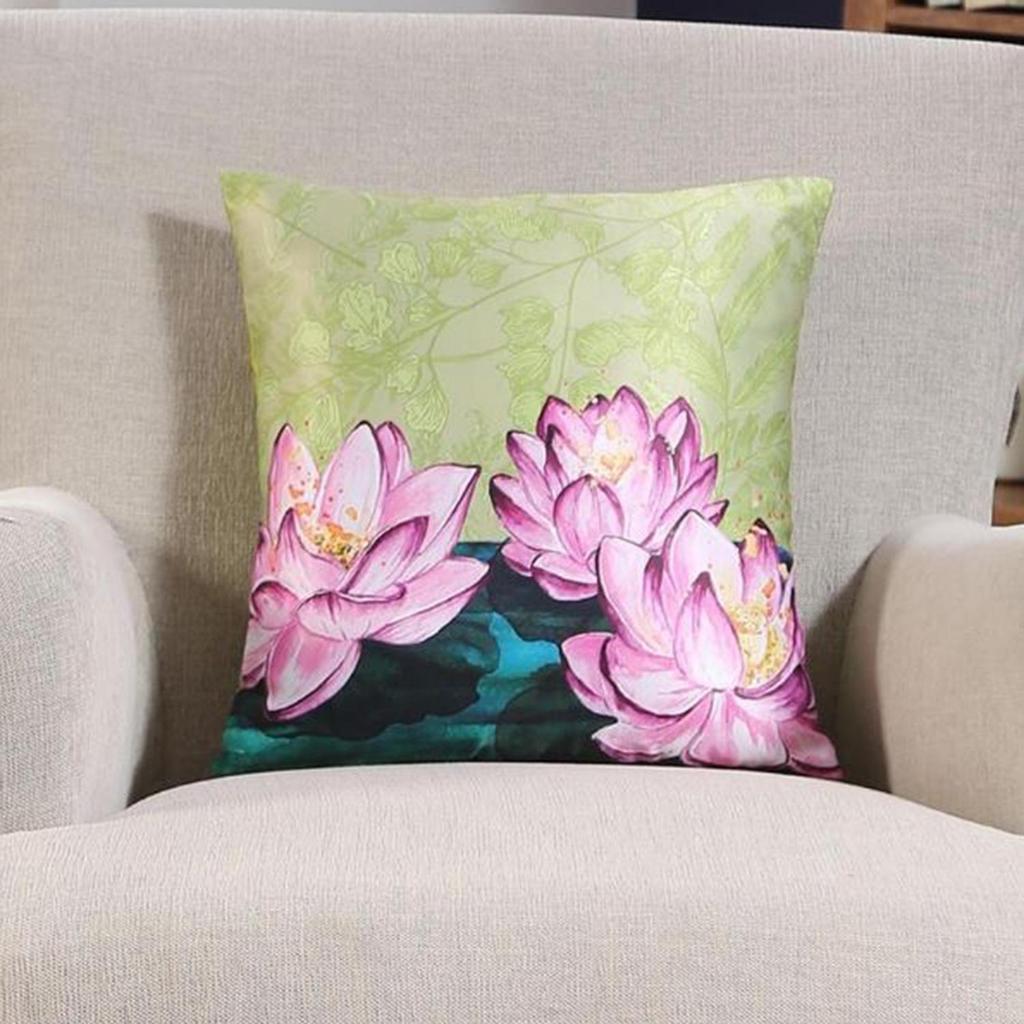 Housse de coussin KOKO MAISON INC. Motif lotus en polystain | Fermeture à rabat | Impression numérique