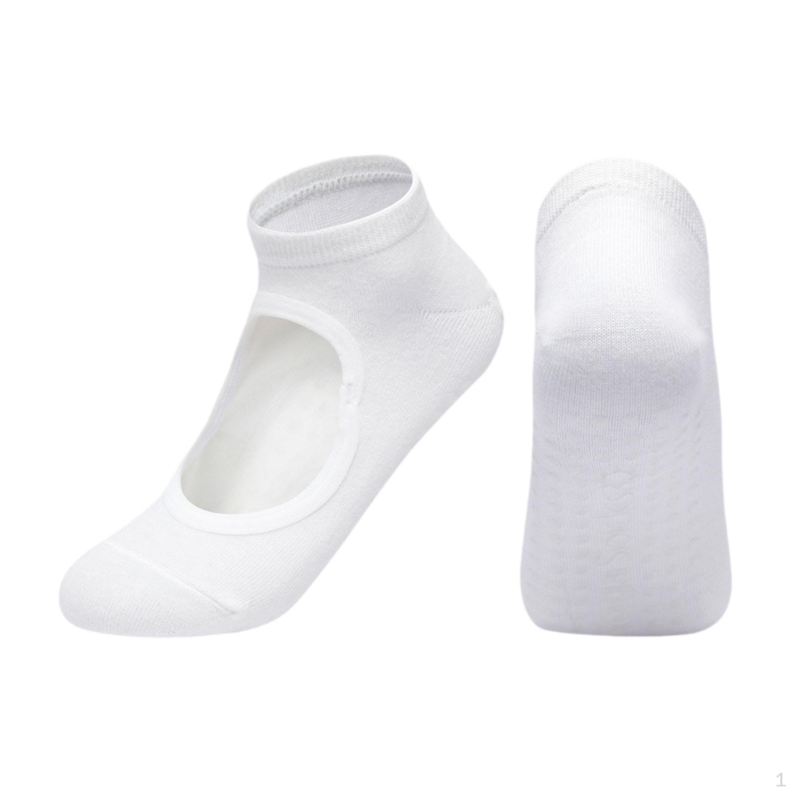 

Lightweight Non-Slip Yoga Socks for Women with Breathable Design белый