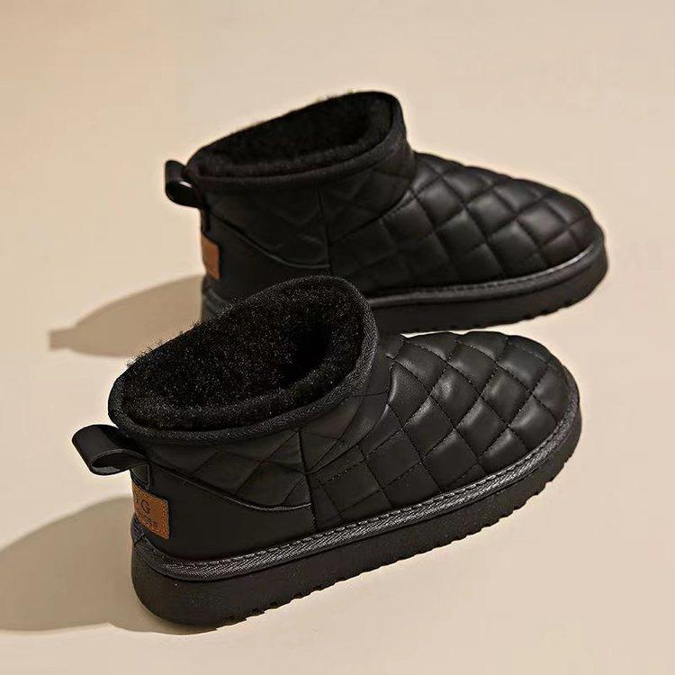 

New winter snow boots women s boots fleece thickened non-slip women s shoes waterproof warm cotton shoes 35 чорний