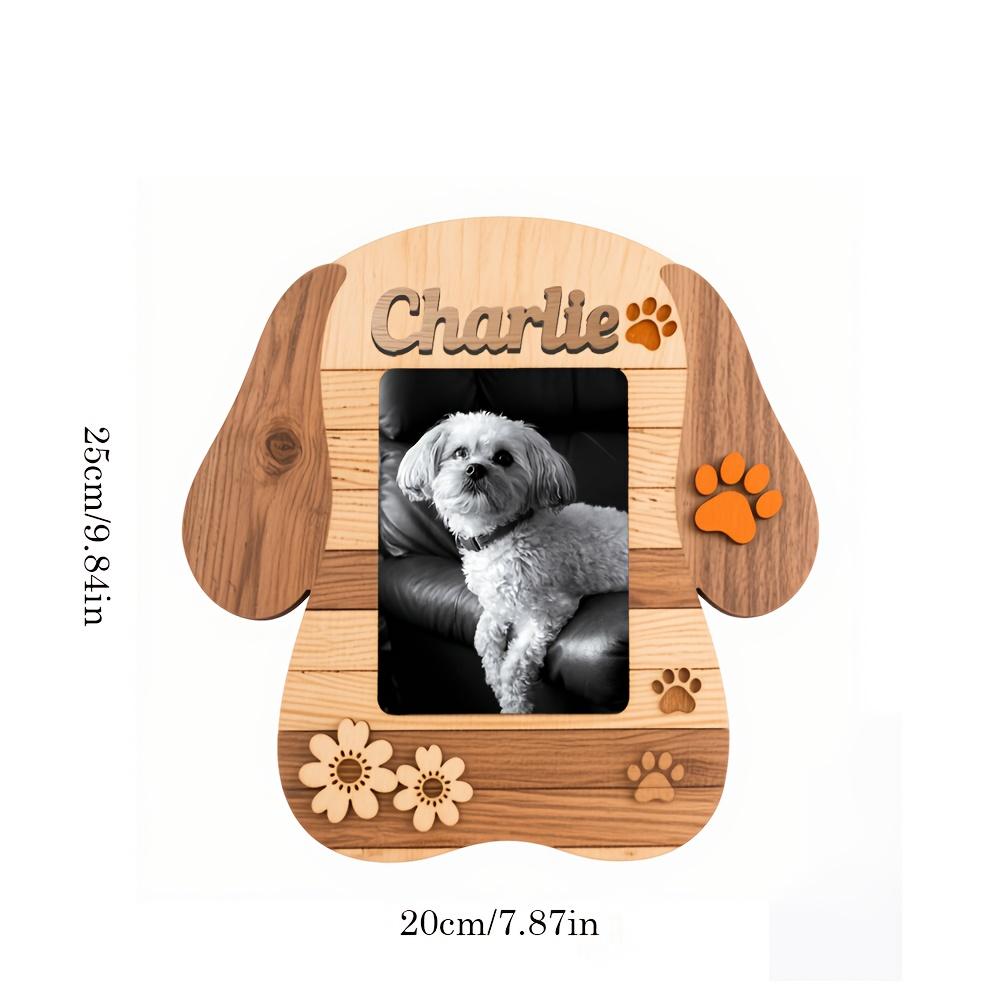 

A custom pet photo frame with a d name and paw print specimens is suitable for living room, dog house, pet house decora L коричневий