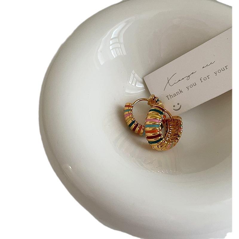 Niche Design Sense Rainbow Dripping Oil Metal Ear Buckle Women'S Light Luxury Retro Simple And Elegant Temperament Versatile Earrings Earrings