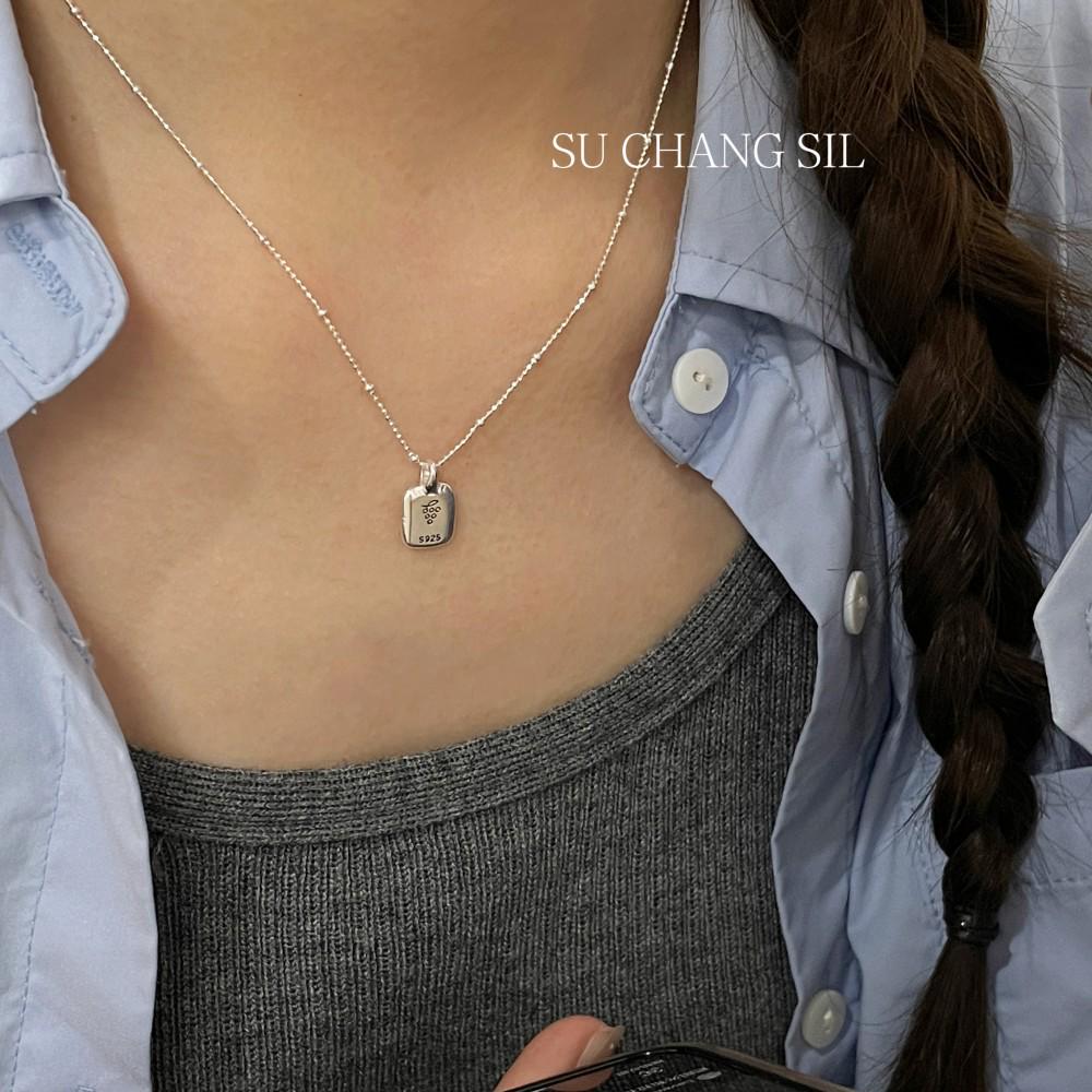 Su Chuang S925 Sterling Silver Grape Square Pendant Necklace with Blue Zirconia for Women, Korean Elegant Design.