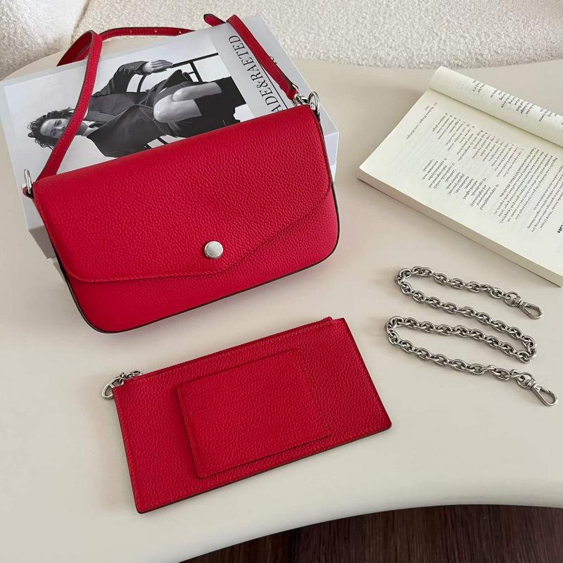 26 New leather women's bags, first layer cowhide lychee pattern envelope, mini small bag chain, single shoulder oblique span bag cross-border.
