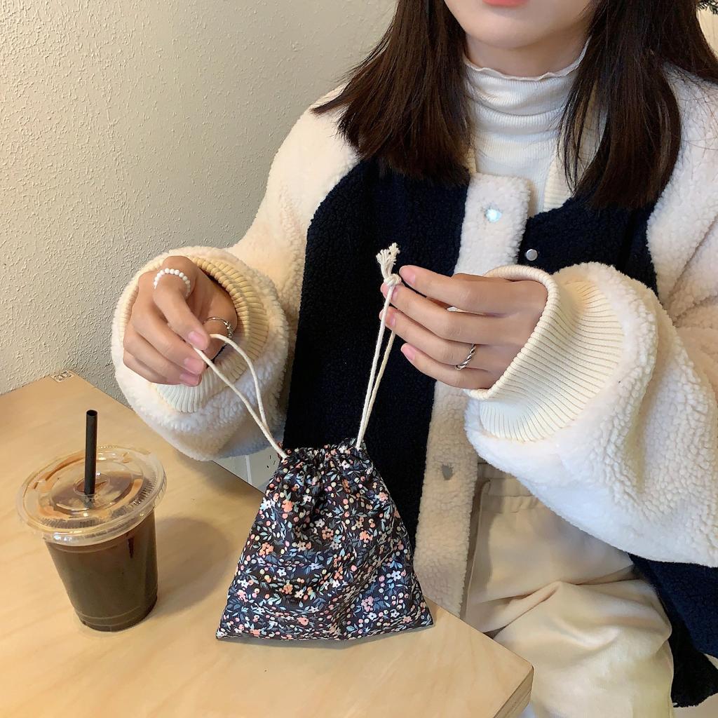 1 szt. Urocza mała kosmetyczka na szminkę, portmonetka na monety, klucze, woreczek ze sznurkiem do przechowywania, damska torebka na biżuterię, woreczek ze sznurkiem, organizer