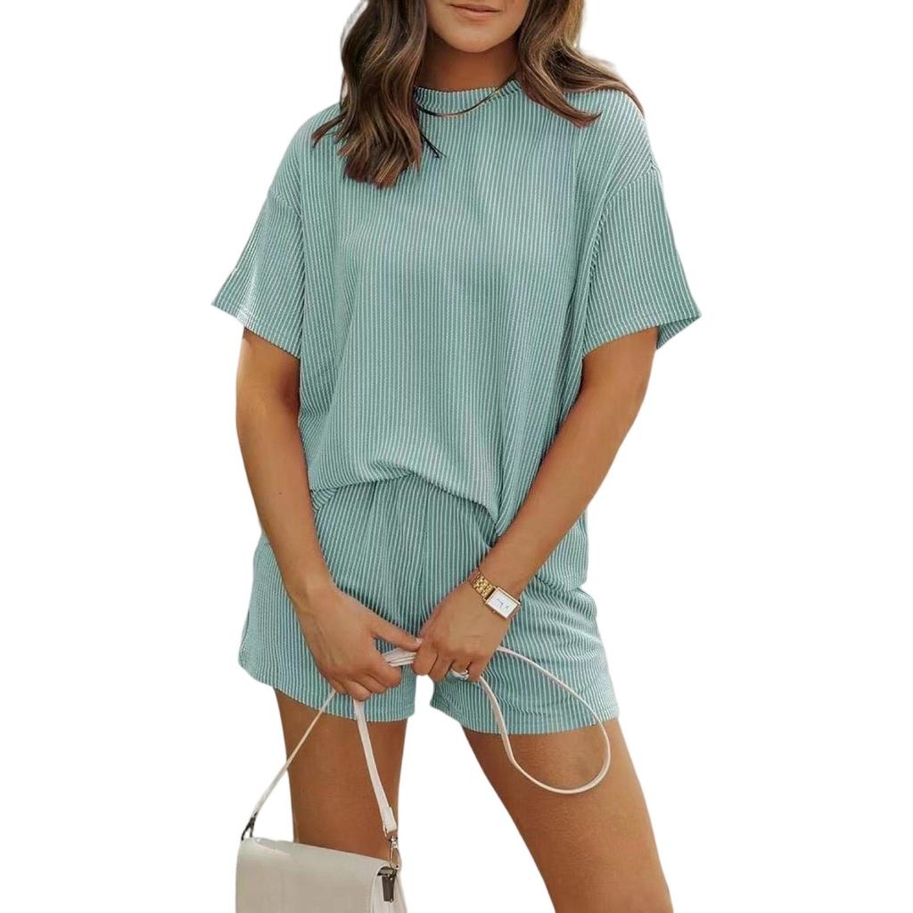 Women's Summer Comfortable, Casual And Fashionable Solid Color Round Neck Striped Top And Shorts Two-piece Set