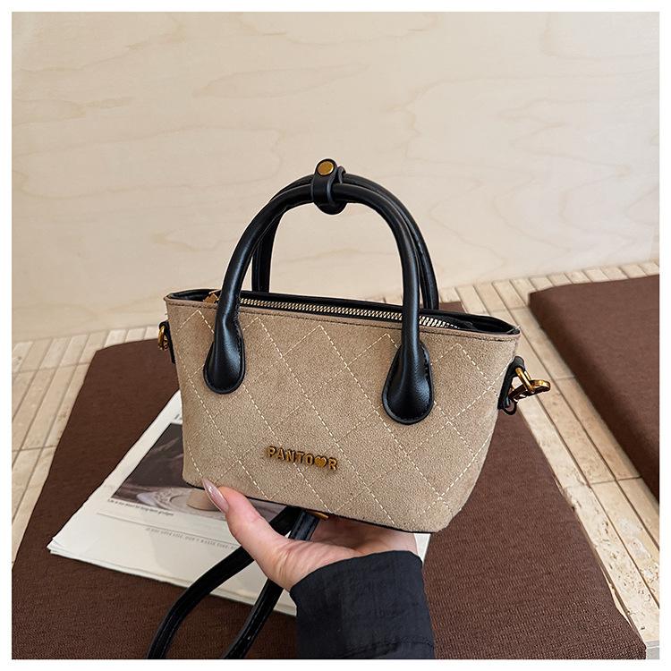 Suede Bag Women's Autumn and Winter Versatile New Matte Retro Messenger Bag Premium Bucket Bag