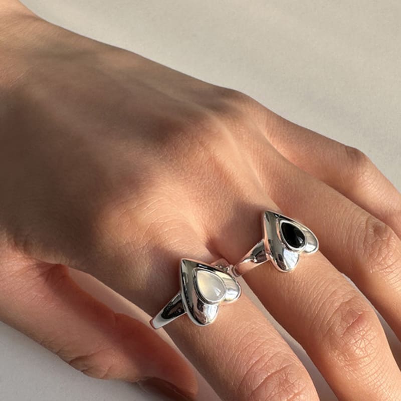 Mosxe [925silver] Heart Point Ring (2color)
