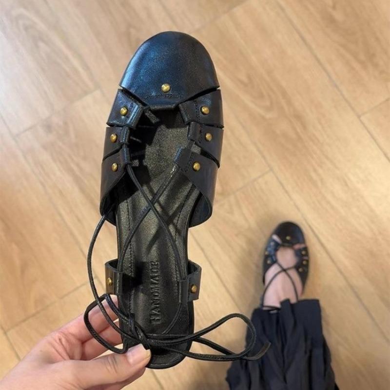 Fashion Ladies Shoes 2025 Brand Closed Toe Women's Sandals Fashion Rivet Casual Summer New Lace-up Best Seller Comfortable Flat Sandals