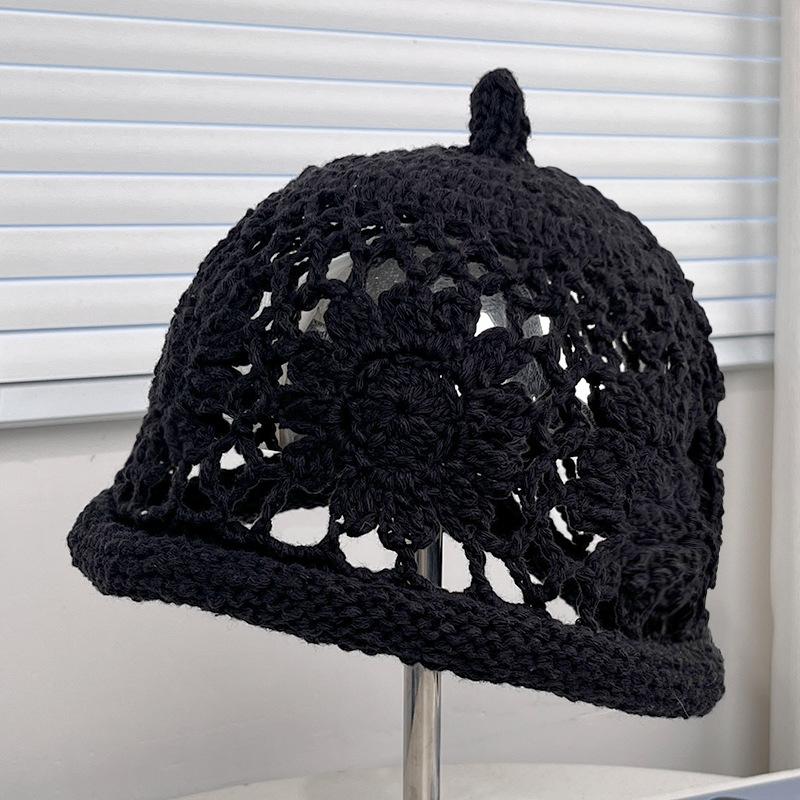 New hand-crocheted hollow flower headgear women's autumn breathable face small versatile knitted Mori literary hat