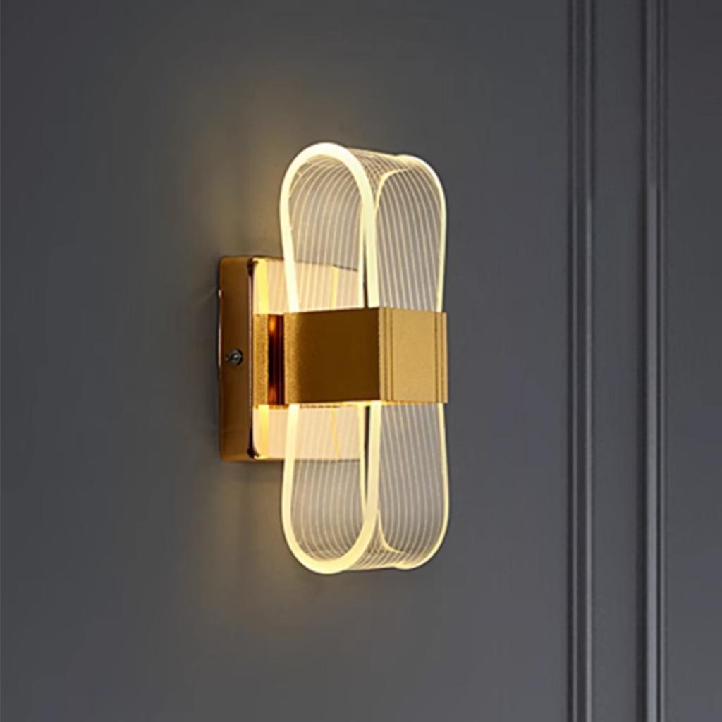 Nová elegantní a teplá moderní nástěnná lampa z akrylového hliníku v severském stylu - módní jednoduchá luxusní noční lampa s leskem, perfektní