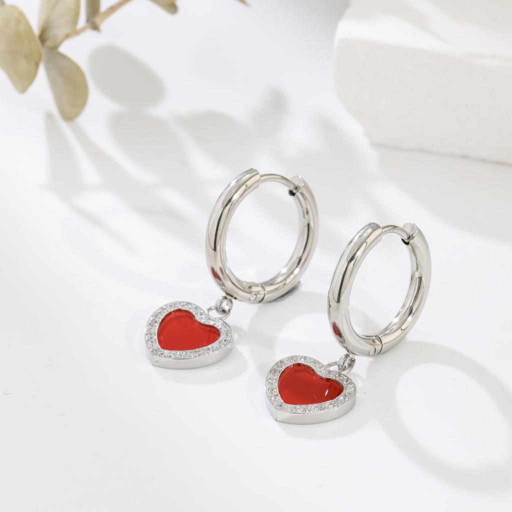 Hong Kong style retro love full diamond earrings round titanium steel earrings simple style Valentine's Day gift vacuum plating