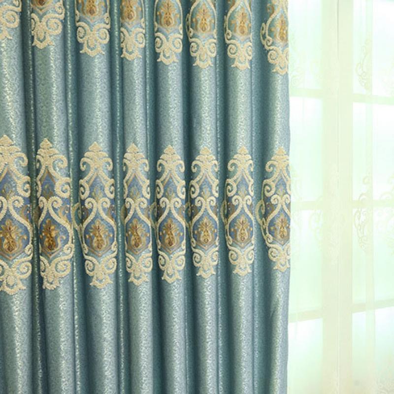 Lusso Chenille Ricamo 3D Corona Trattamenti Finestra Europei Reali Tende Oscuranti Soggiorno & Camera da Letto Arredamento Casa