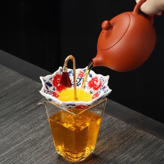 Umbrella-Shaped Ceramic Tea Infuser with Rotating, Chinese Blue & White Ceramic Strainer for Loose Leaf Tea, Kung Fu Tea Filter, Elegant Gift for Tea