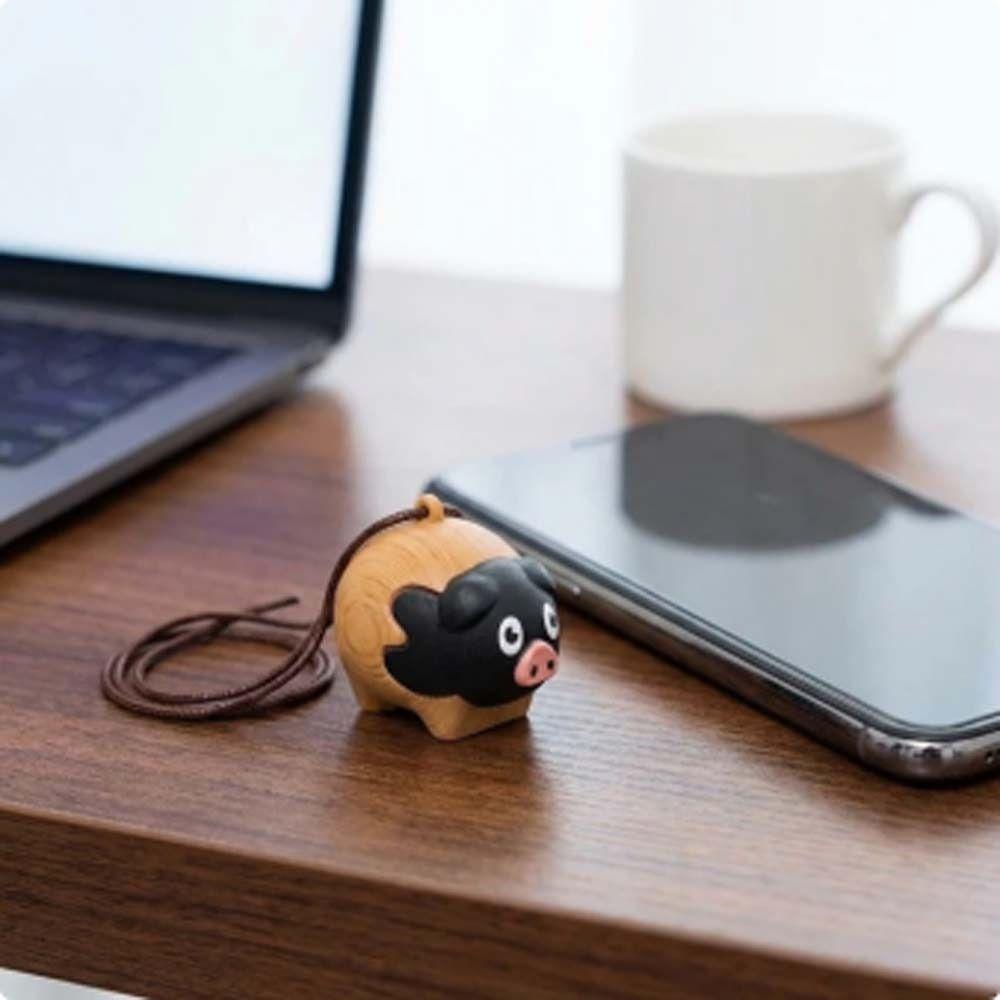 Multifunktionale Schlüsselanhänger mit kleinem Schweinchen, robuster Auto-Schlüsselanhänger, niedlicher kleiner Schweinchen-PVC-Anhänger, Geschenk