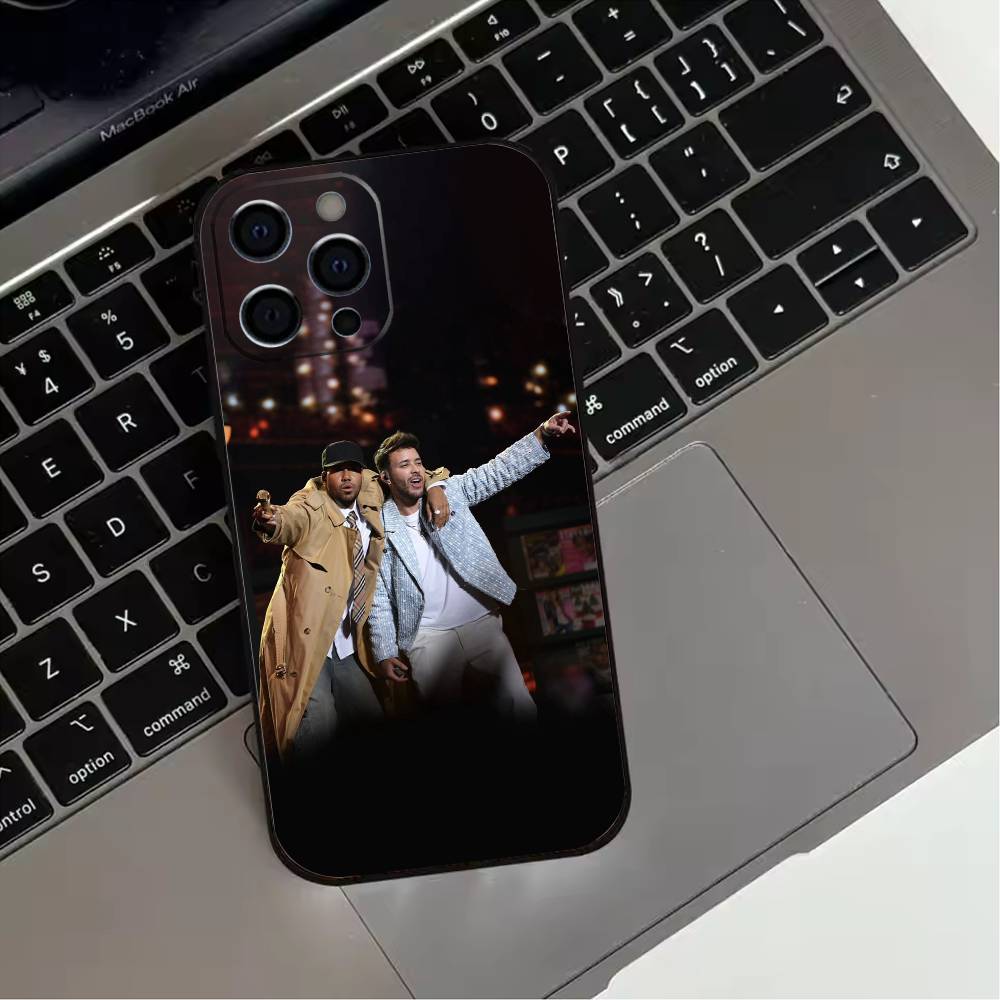 Singer Romeo Santos  Phone Case For iPhone 17,16,15,14,13,12,11 Plus,Pro Max,XS,Soft Silicone Black Cover