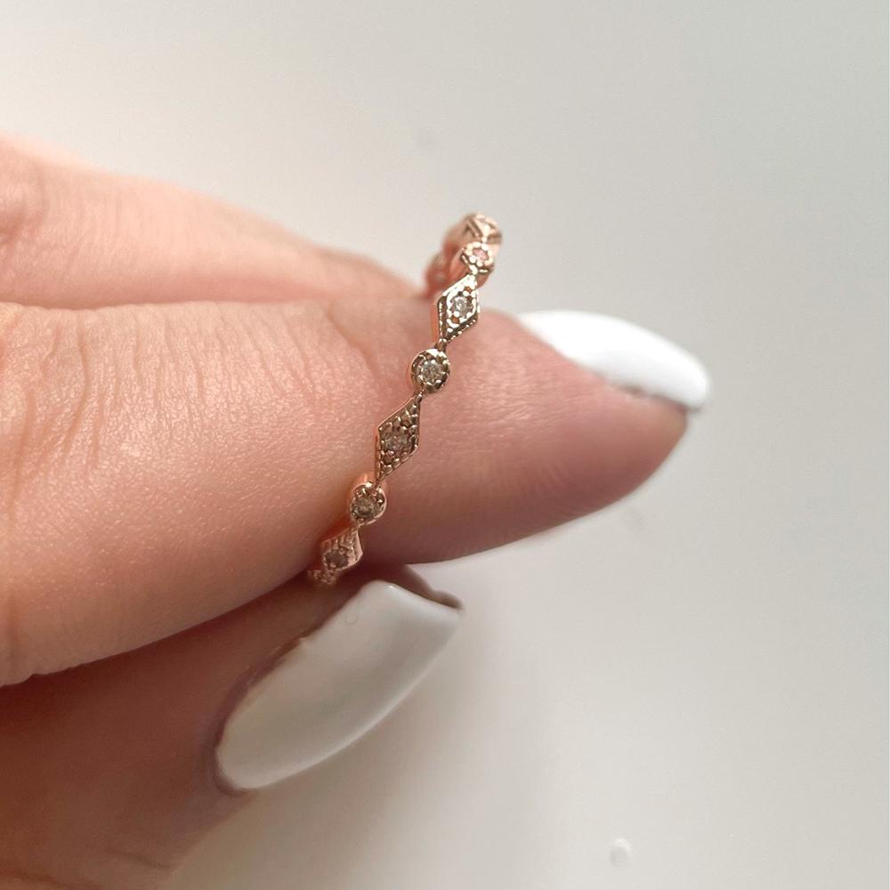 ZHOUYANG Cubic Zirconia Ring For Women Simple Cute Bijou Party Light Gold Color Finger Thin Rings Fashion Jewelry  Gift KCR112