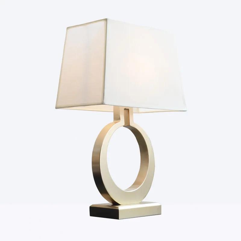 High Quality Modern Luxury Table Lamp Villa Golden Dining Table Decoration Table Lamp Nordic Retro Bedroom Bedside LED Light ZM