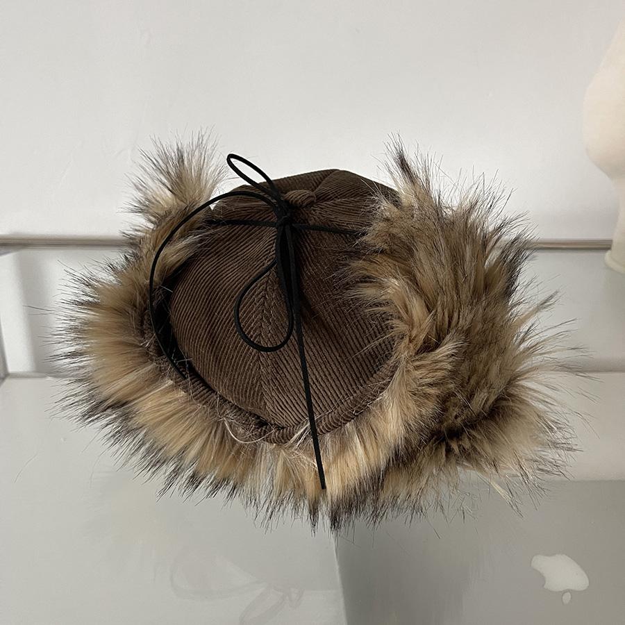 Retro grassland corduroy earmuffs duck tongue women autumn and winter snow mountain travel warm ear protection baseball hat men
