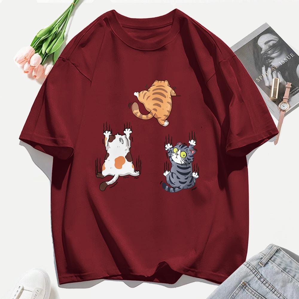 Three Cats Climbing Upwards And Escaping Print T-Shirt Women Soft Y2K T Shirts Cotton Casual Woman Clothes Crewneck Oversize Top
