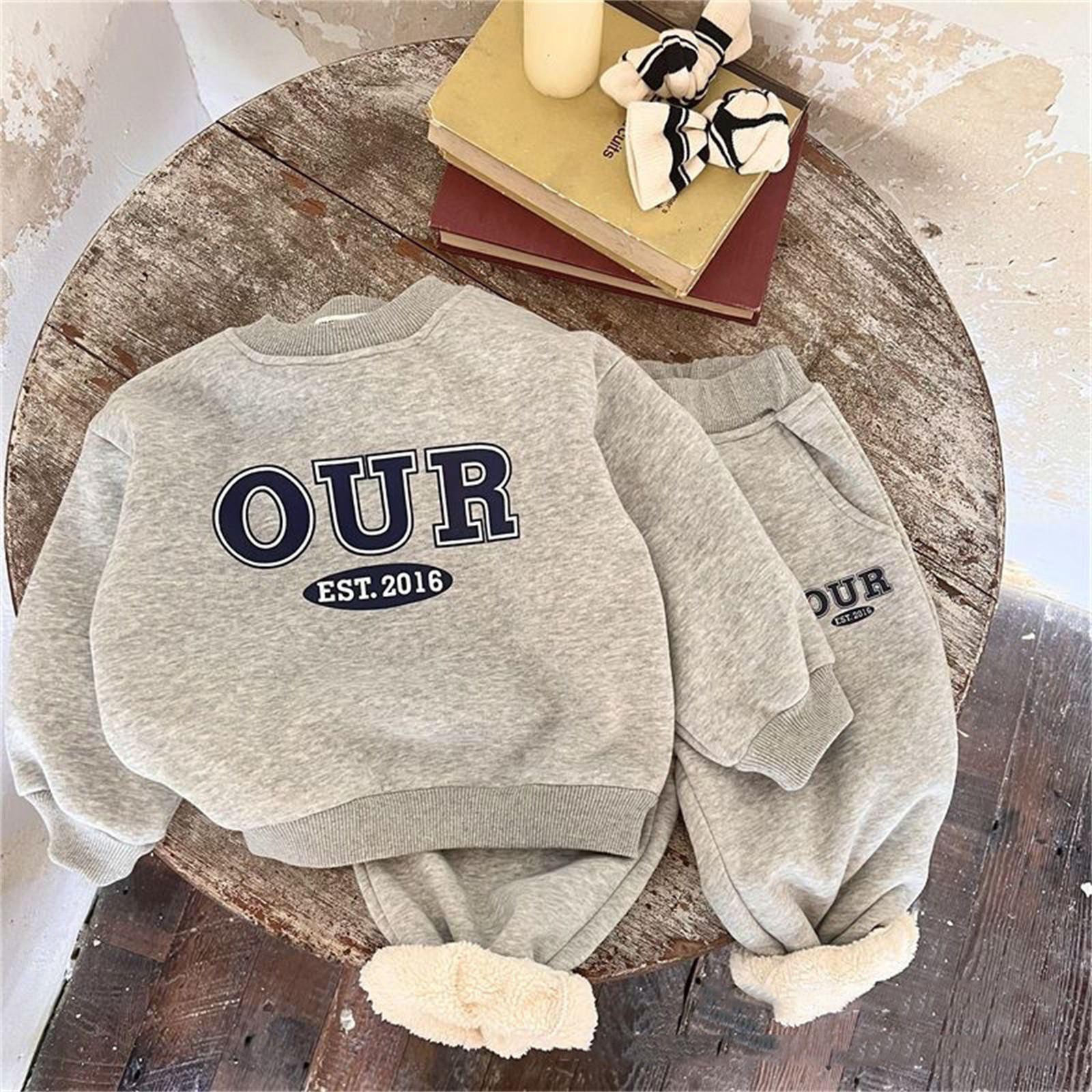 

Симпатичные топы с принтом + штаны для маленьких мальчиков и девочек, пижамный спортивный костюм, комплект одежды 110 светло-серый