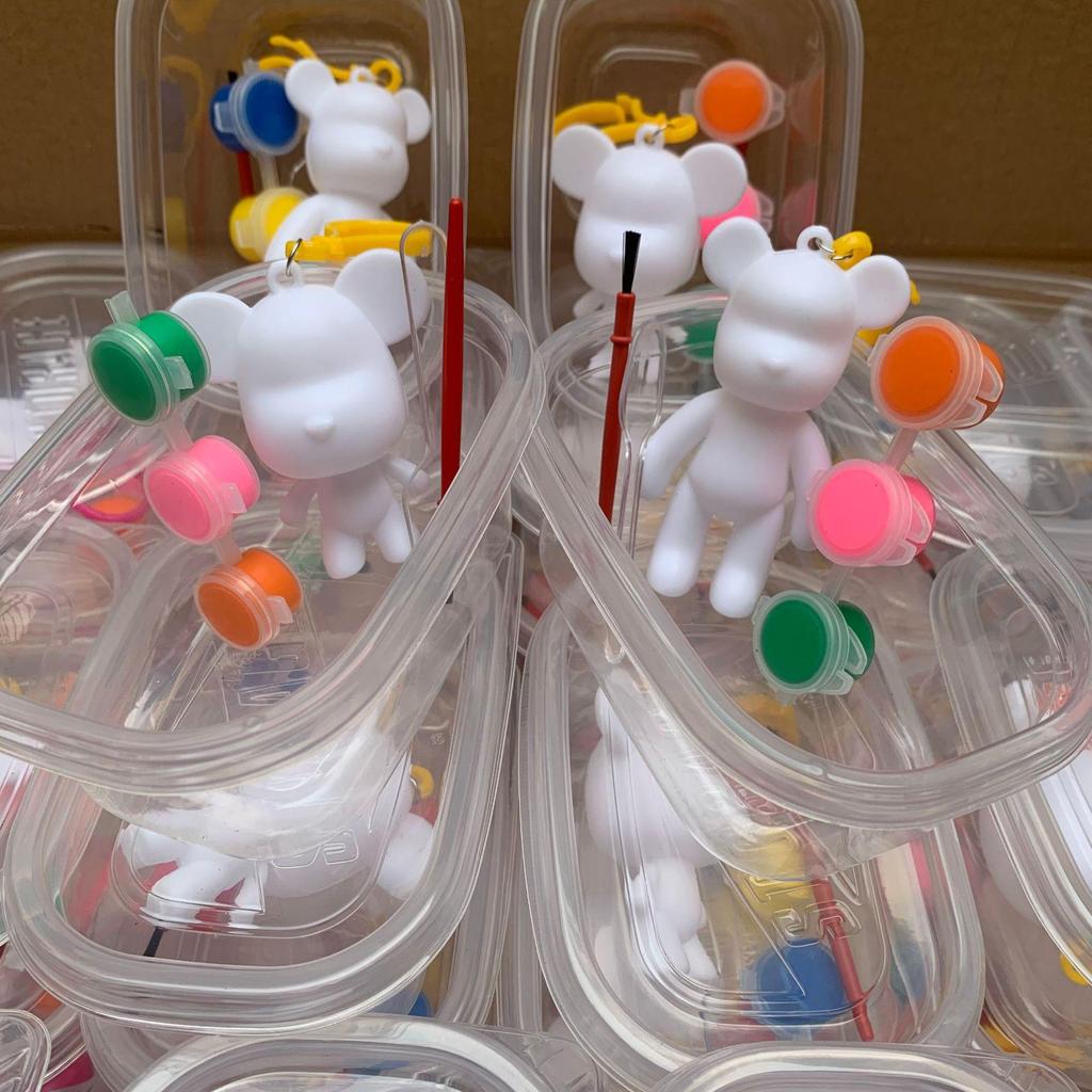 DIY Graffiti Plaster Bear Keychain: Children's Creative Painting Material Kit - White Blank Toy