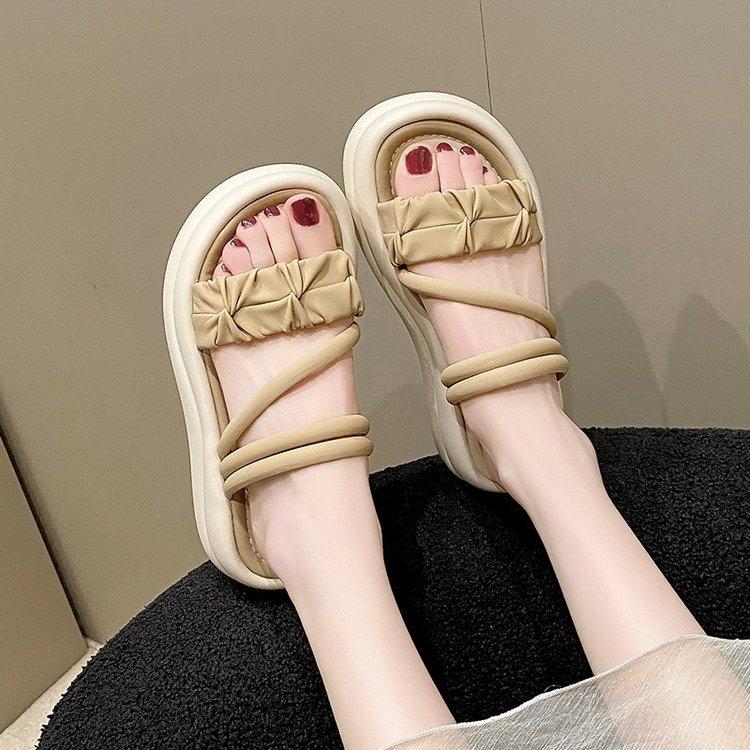 Fashion Female Shoes House Slippers Platform Low Peep Toe Luxury Slides Rubber Flip Flops Lady Big Size 2025 Designer Hawaiian Girl Soft