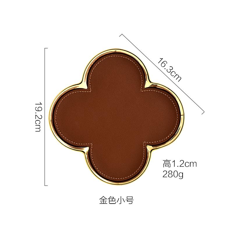 

Flower-shaped Ceramic Leather Storage Plate Luxury Porch Key Decorative Plate Ornaments Electroplating Gold Edge Irregular Plate