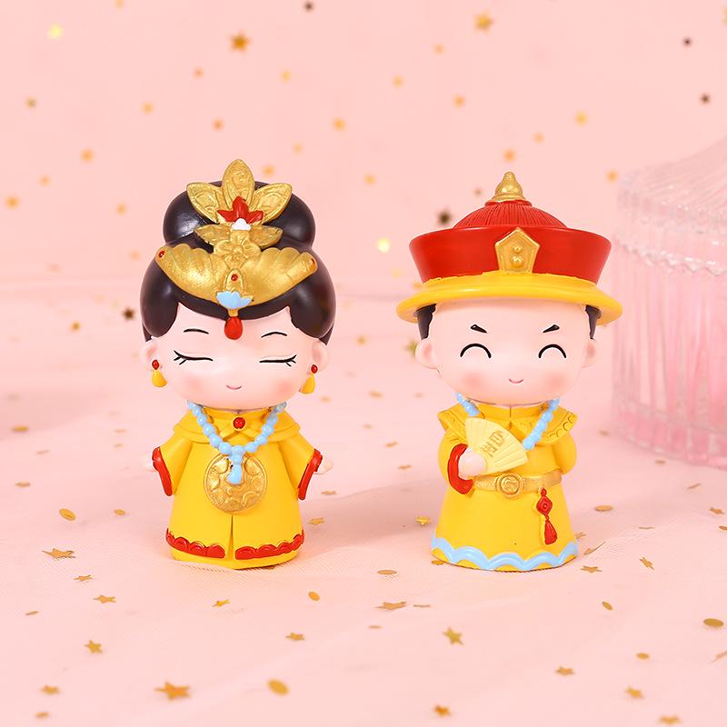 Hand-Painted Emperor & Empress Cake Ornaments for Home Decor & Gifts