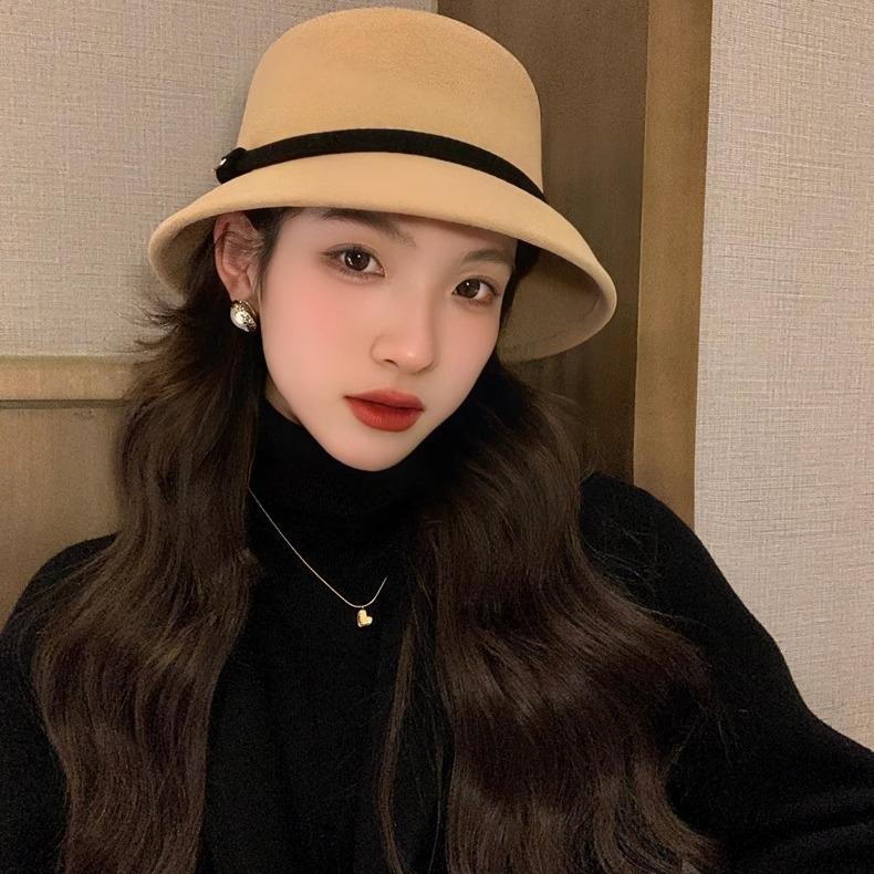 French elegant Hepburn style wool fisherman's hat children autumn and winter retro small fragrant style top hat showing face small lampshade hat tide