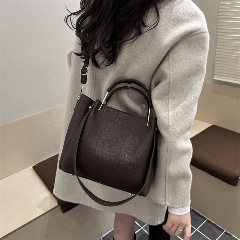 Taška Dámská nová taška Advanced Sense Bucket Bag Velkokapacitní taška Crossbody do ruky na jedno rameno