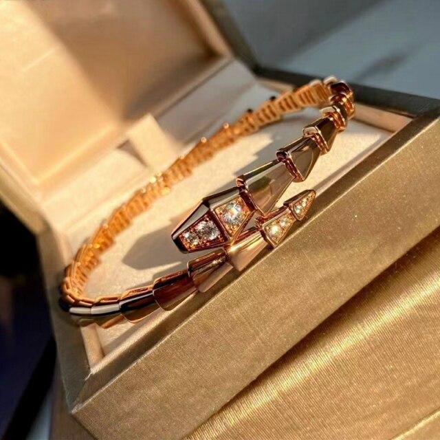 

Браслет из серебра 925 пробы с позолотой в форме змеи и бриллиантами в форме головы и хвоста для женщин, европейские и американские брендовые ювелирные изделия, подарки