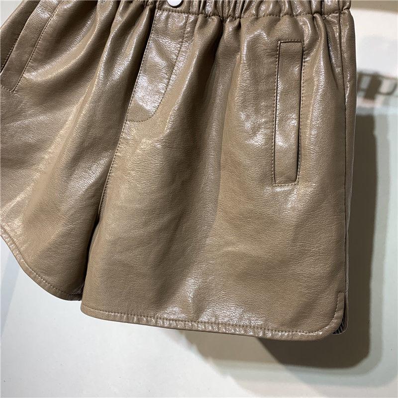 2025 Damen Leder Bootcut Shorts mit hohem Bund: Herbst/Winter A-Linie Weitbein Koreanischer Stil.