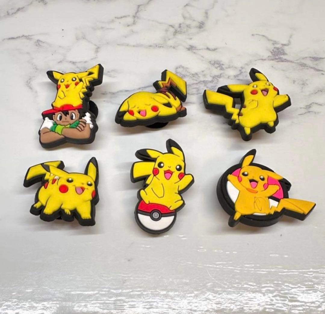 Individual sales available. Pokemon Jibbitz Crocs shoe charm Pikachu.
