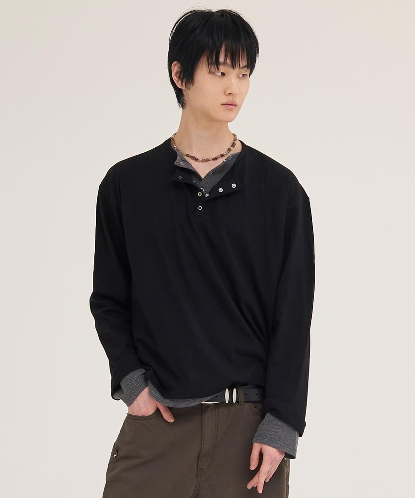 Akesi Contra Layered Henley Neck Long Sleeve_Black And Charcoal