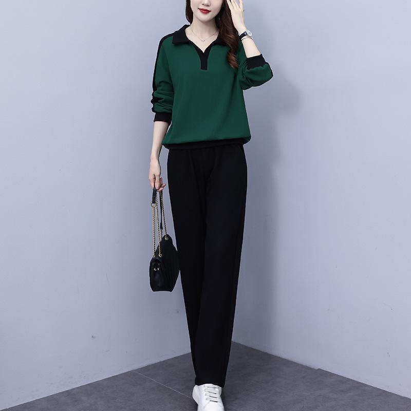 2024 Women's Fashionable Two-Piece Sportswear Set - Stylish, Age-Reducing Autumn Collection