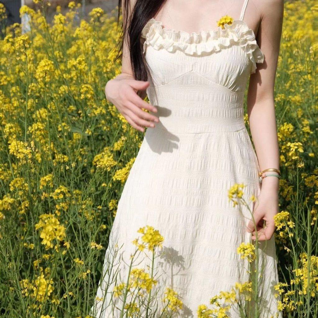 Romantic French Style Sleeveless Long Dress With Pleats And Zipper For Summer Elegance