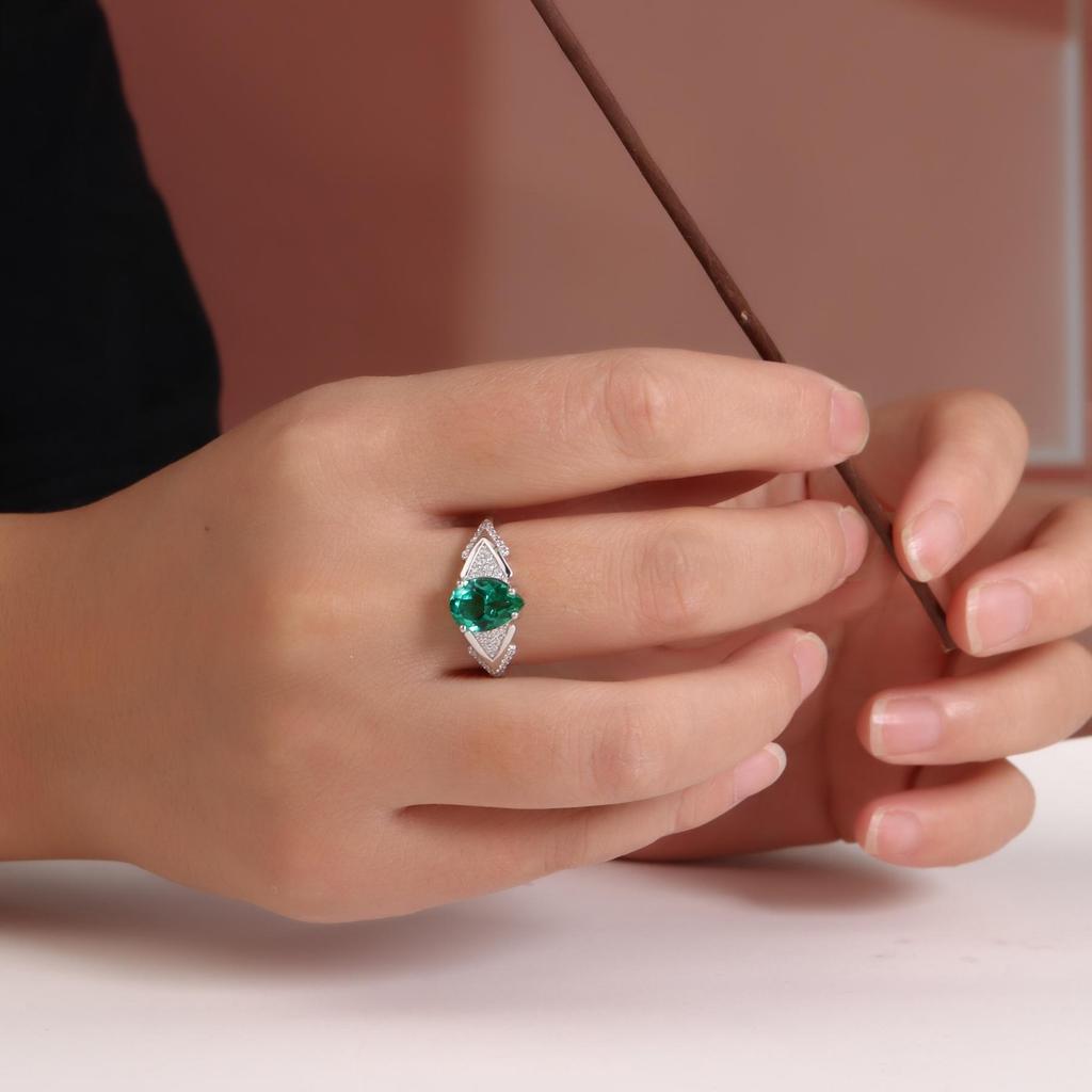 925 Sterling Silver Women Ring Created Pear 7*10mm Emerald Nano Rhodium Plating Jewelry for Women Anniversary Party Gifts