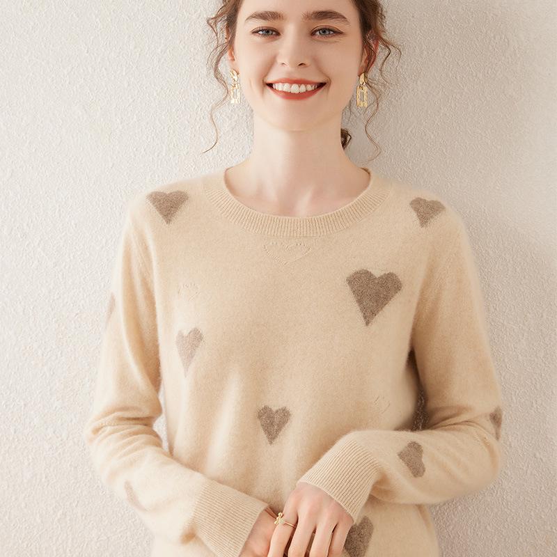 Women's Cashmere Color Block Heart Patchwork Sweater - Round Neck Long Sleeve Pullover