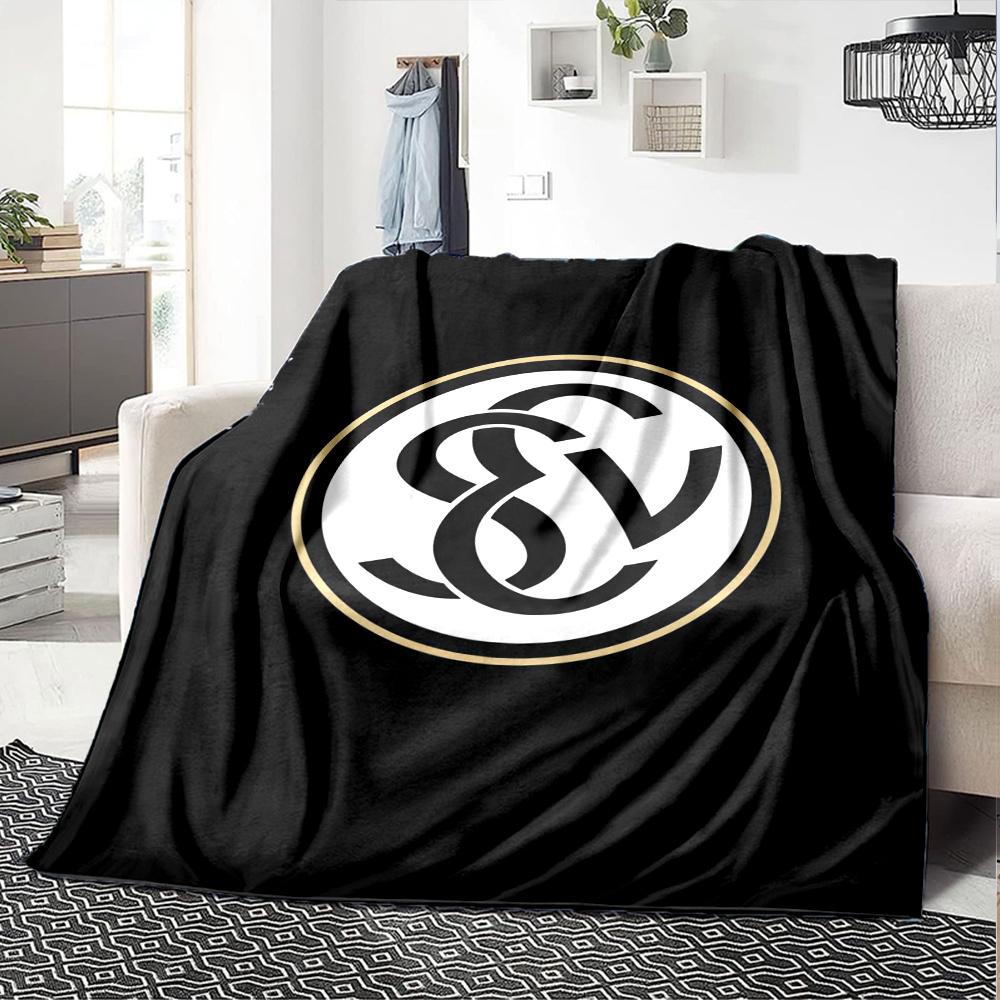 Sv Elversberg Blanket, High quality Comfortable for All Seasons, Home Decor, Warmth and Comfort