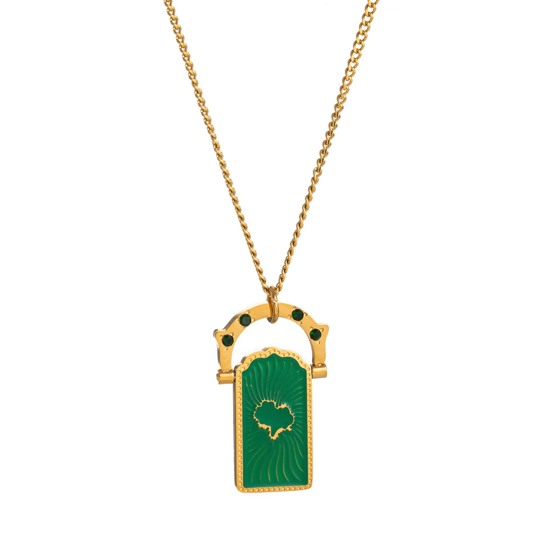 

Retro Titanium Steel Tarot Card Love Lucky Four-Leaf Clover Rotatable Sports Tree Of Life Necklace 18K Real Gold Plating